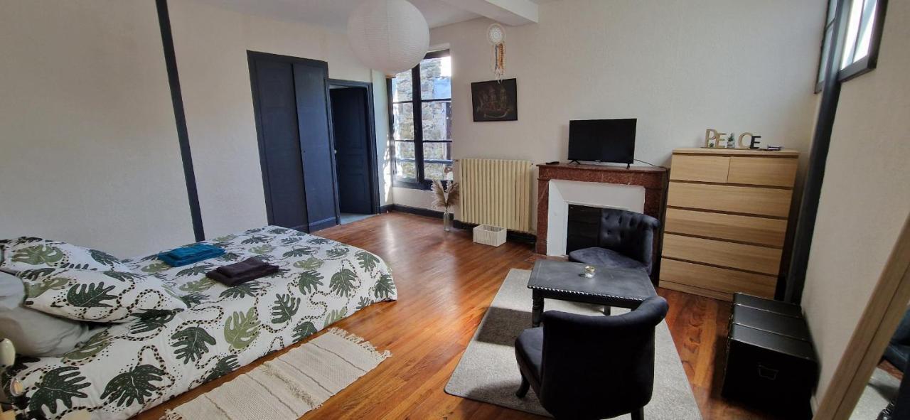 Chambre Dans Maison De Ville - 2 Personnes Oloron-Sainte-Marie Luaran gambar