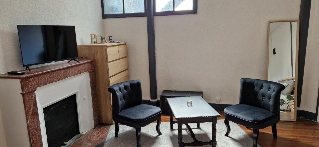 Chambre Dans Maison De Ville - 2 Personnes Oloron-Sainte-Marie Luaran gambar